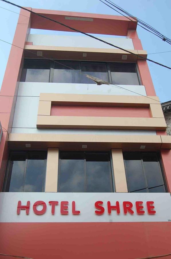 Hotel Shree Dwarka المظهر الخارجي الصورة